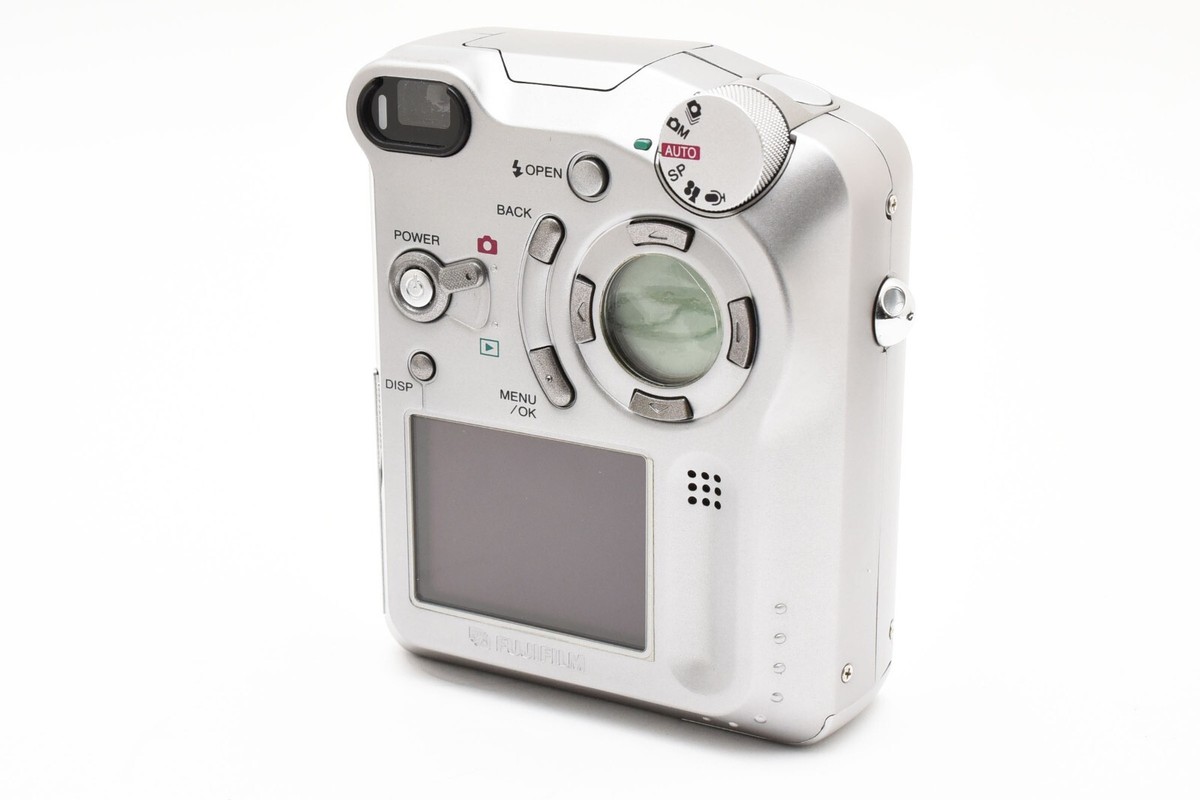 富士フイルム - 【PORSCHE DESIGN】FUJIFILM Finepix 4800Z $_57.JPG?set_id=880000500F