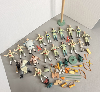 Vintage 1998 Disney Mulan Assorted Figures Lot of 20 & Various Accessories