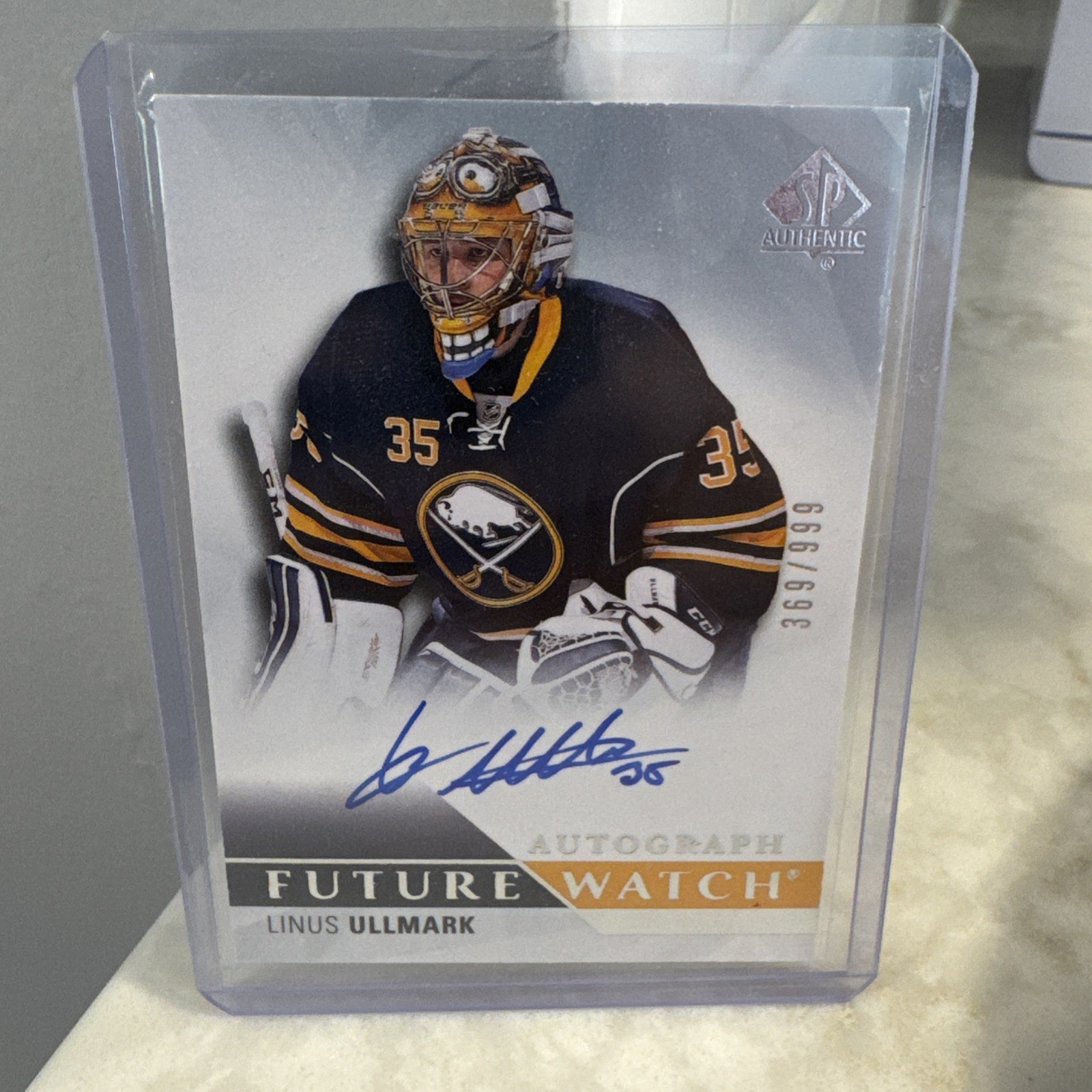 Linus Ullmark 2015-16 SP Authentic Future Watch Rookie Auto /999 #273 Buffalo