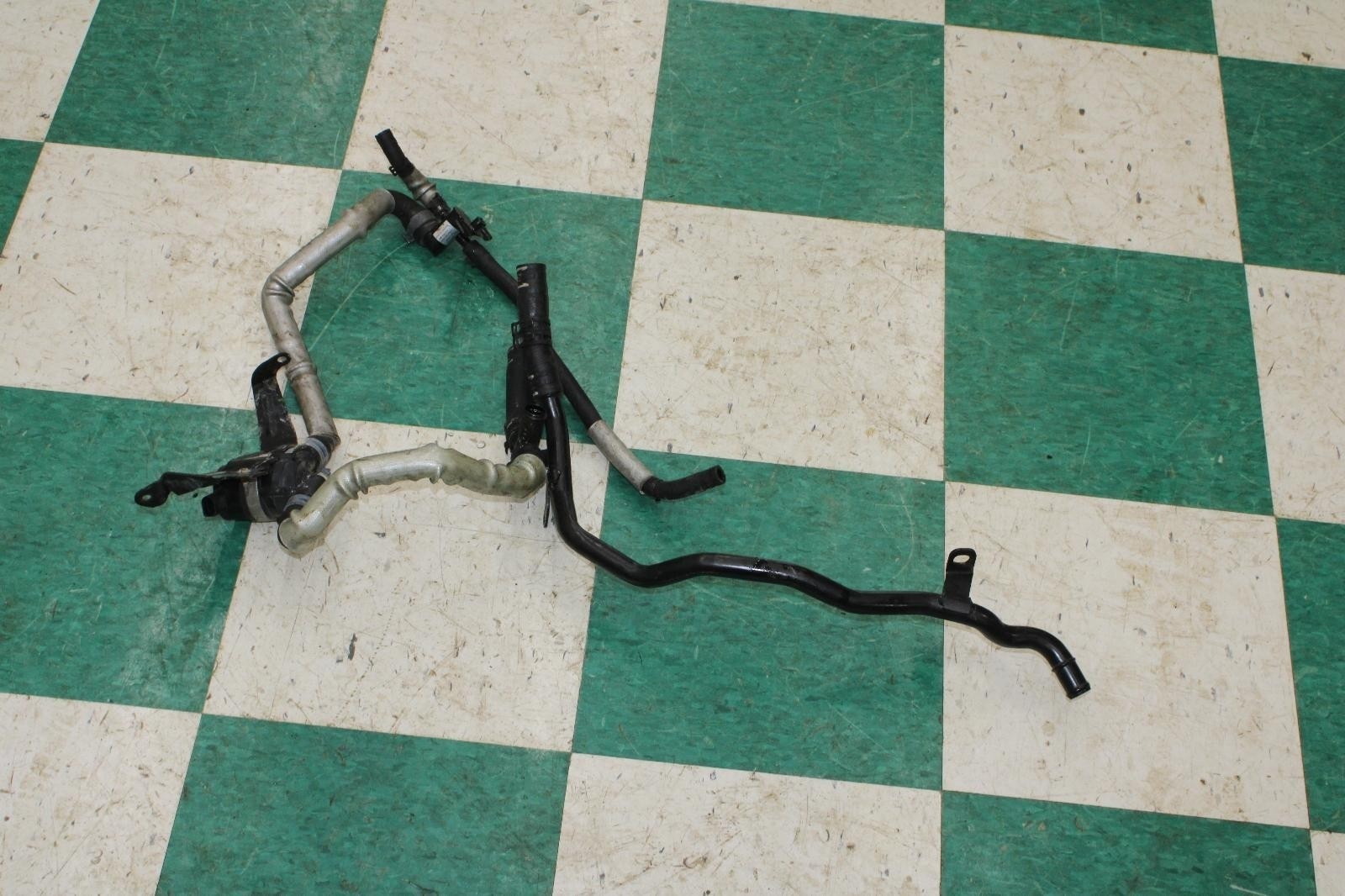 Bentley Flying Spur 2013-2018 Water pump hose