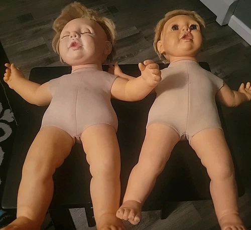 2 @ Vintage 1984 Hasbro J Turner Real Baby Dolls Weighted 20" 