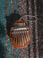 1Pcs Wood Mini Thumb Piano Musical Toys 8 Tones Portable Beginner Finger Piano