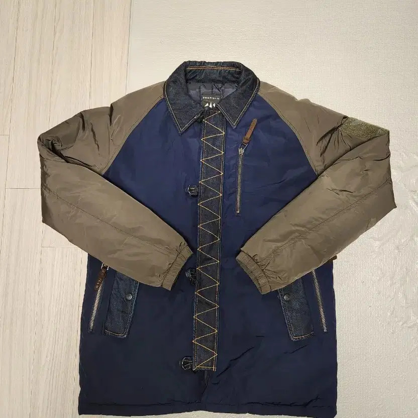 Unique Design Padding Jacket with Denim Details, … - image 6