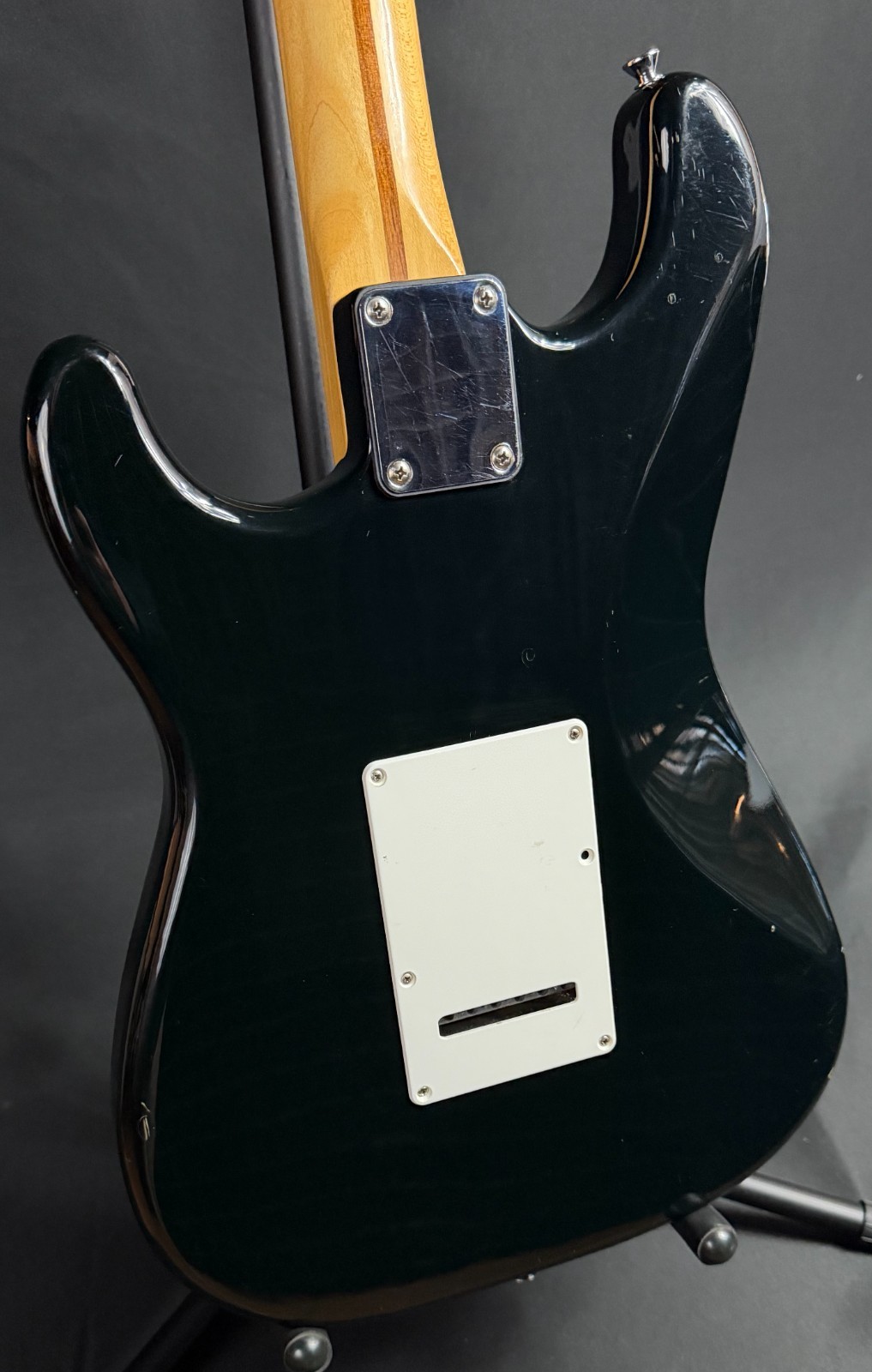 1993 Fender Standard Stratocaster Electric Guitar Gloss Black w/ Noiseless PU's