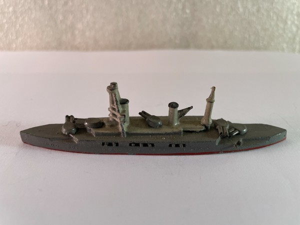 BARCO CBG  FRANCE - ACORAZADO BRETAGNE - ESCALA 1/1200-1250 - VINTAGE