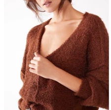 Free People Icing V Pullover Fuzzy Sweater in Mocha Java Brown-Size Medium-Boho
