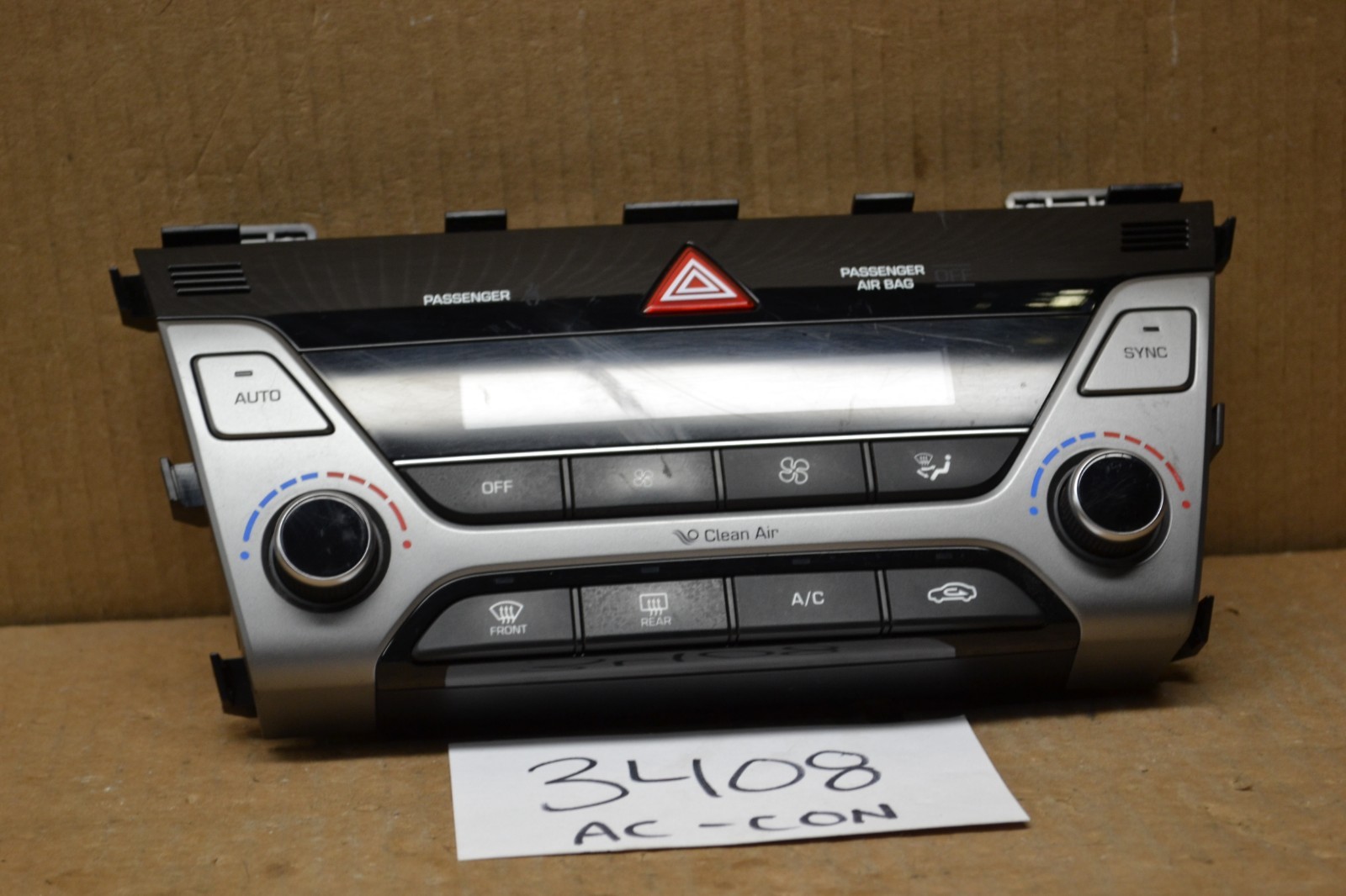 2017 2018 Hyundai Elantra AC and Heater Control Used Stock #3408-AC 