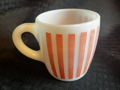 Vintage Hazel Atlas Red Candy Stripe White Milk Glass Coffee Cup Mug DWD