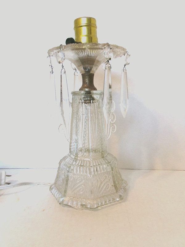 Crystal 1930-40 small table lamp with hanging crystal's