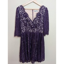 Eliza J Purple Lace Overlay Cocktail Dress Women's Size 6 V-Neck