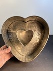 Vintage Early Handcrafted Tin 3 Piece  Heart Mold Cake Pan Unique Latch Closure — photo 3
