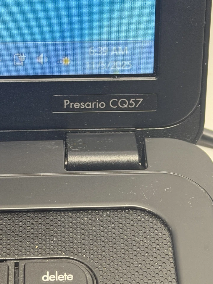 "Laptop Compaq Presario CQ57 15,6"" AMD C-50 1GH 2 GB 217 GB HDD Windows 7" Foto 2 de 4
