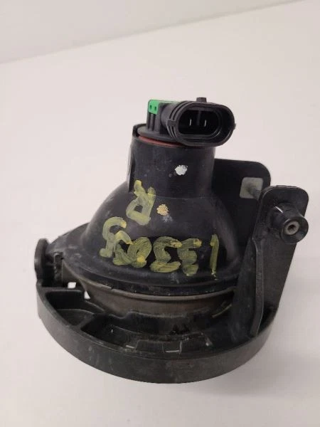 Dodge Challenger 2013-2023 luz derecha antiniebla parachoques montado 5182021AB Foto 4 de 4