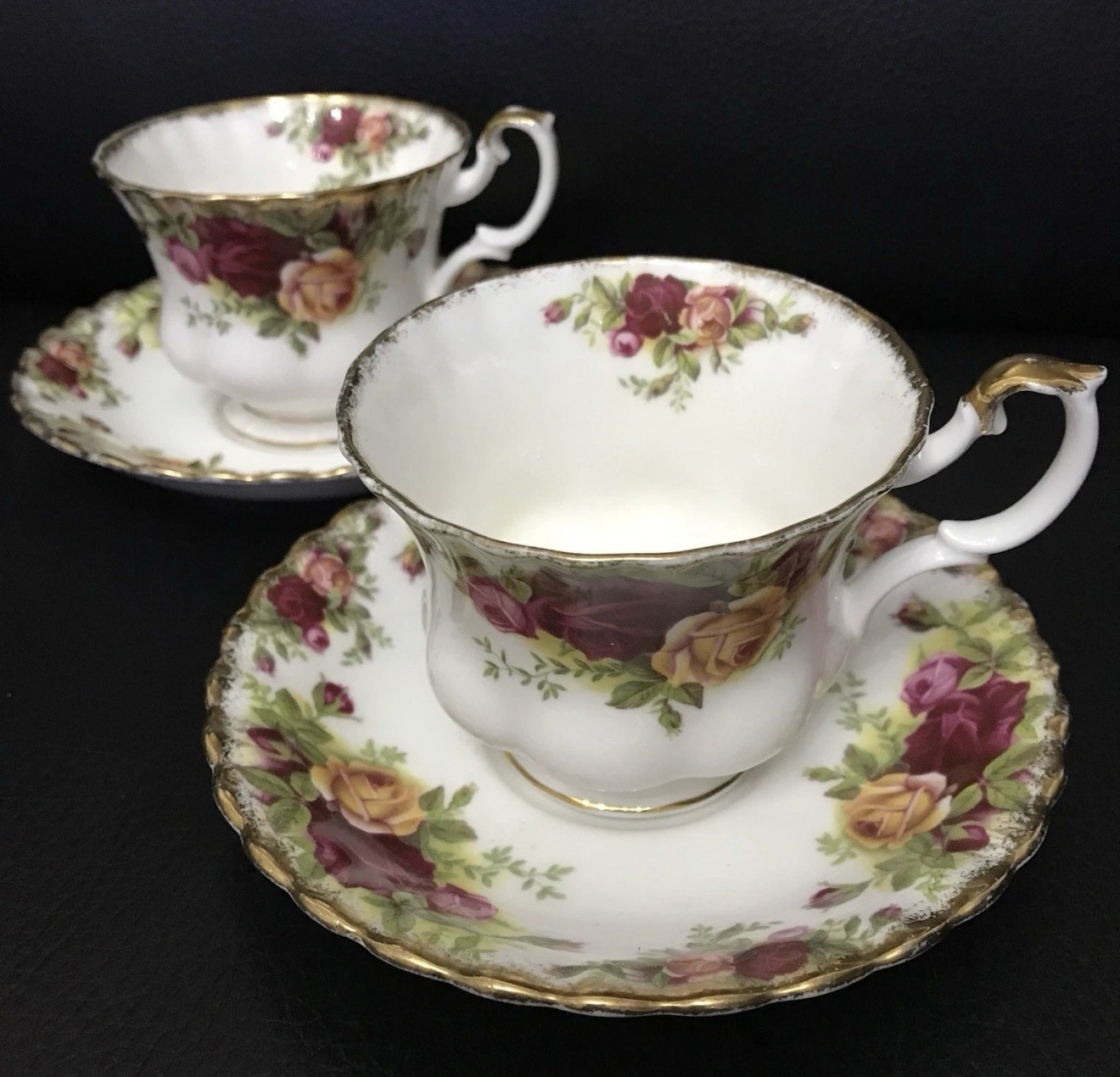 Royal Albert Old Country Roses Cups & Saucers - Set of 2- Ma