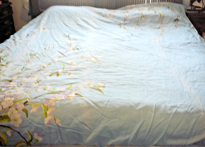 TED BAKER Graceful Floral Branch Blossom Blue Full/Queen Comforter Designer Used