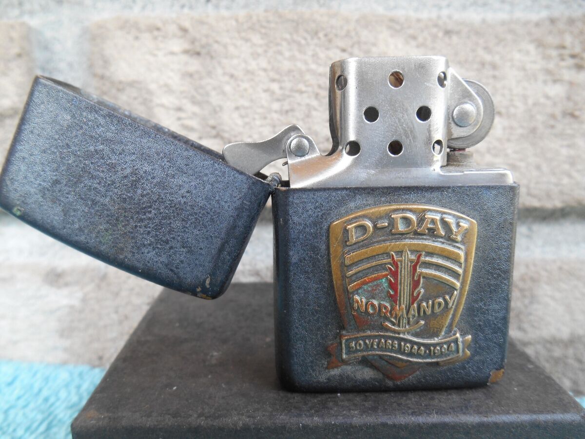 VINTAGE ZIPPO 1994 D-DAY NORMANDY LIGHTER LIMITED EDITION 50 VINTAGE ZIPPO 1994 D-DAY NORMANDY LIGHTER LIMITED EDITION 50
