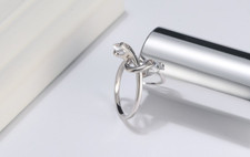 2ct Round Cut Simulated Diamond Ring 14k WhiteGold Plated Twisted Wedding Women