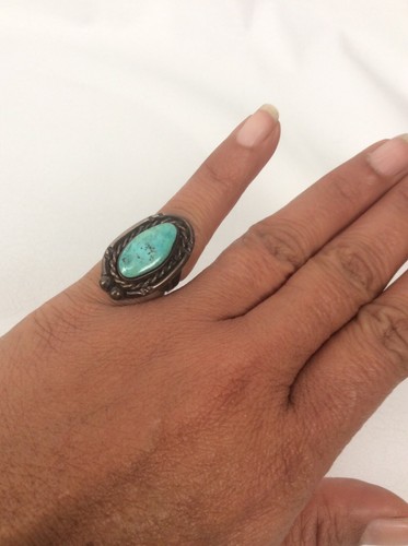 Pretty old pawn Native American Navajo sterling silver turquoise ring size 4.75