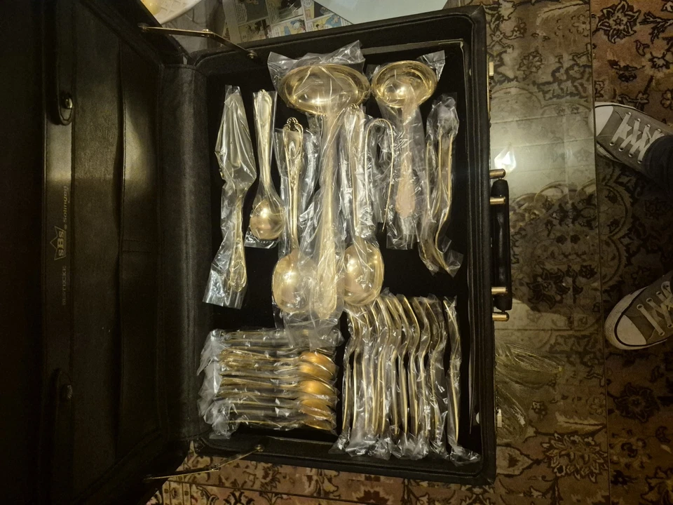 SBS Solingen Besteck Set 23/24 Karat Hartvergoldet 70 teilig - Bild 3 von 4