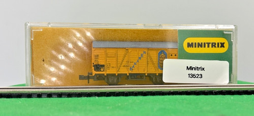 Minitrix N 13523 Gedeckter Güterwagen,Bananen, OVP | Condition: Neu