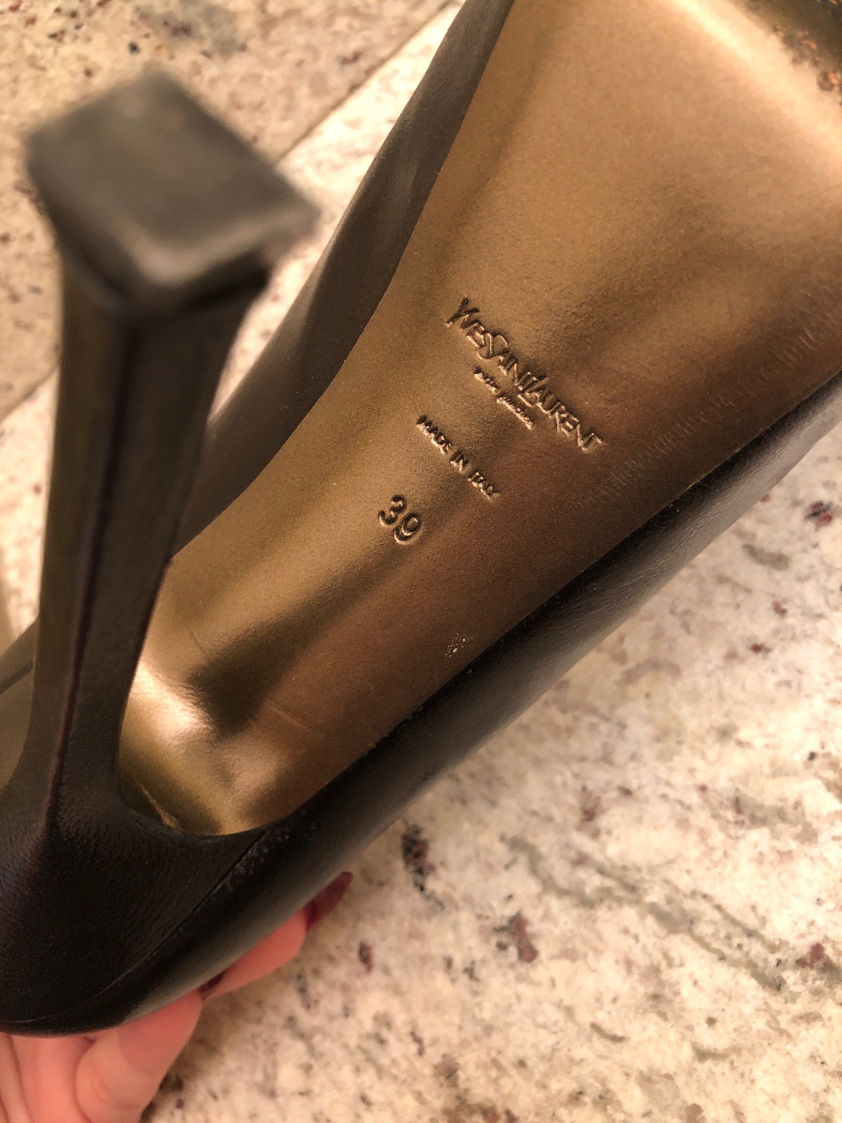 Saint Laurent (Ysl) décolleté platform omaggio nero ciottolato 39 $895