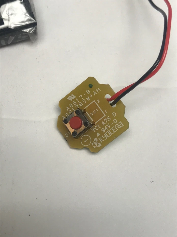 KYOCERA M5521CW Power Button and Board - Image 4 of 4