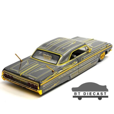 MAISTO DESIGN LOW RIDERS 1964 CHEVROLET IMPALA SS 1/24 - 1/26