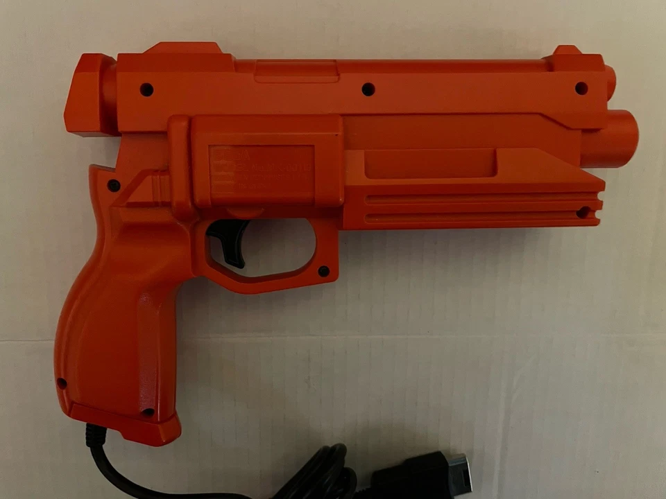 Controlador Pistola Luz Naranja Stunner Arcade Sega Saturn Oficial MK-80113 Foto 2 de 2