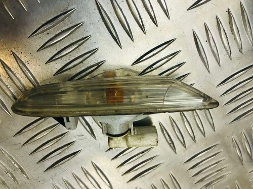 BMW 3 E90 Kotflügelblinker vorne links 63137253326 2.00 Diesel 2011 31816324