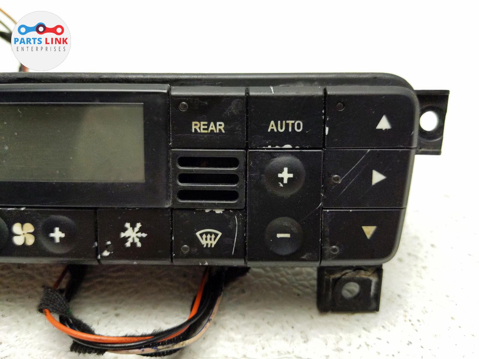 Maserati GranTurismo 2007-2019 Left Air conditioning switch knob