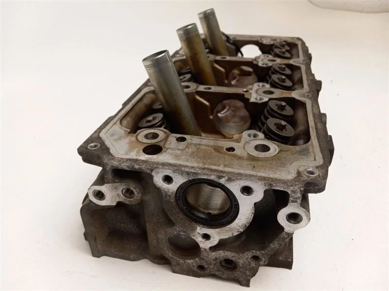 Chrysler 300 2010 culata lateral izquierda Foto 2 de 4