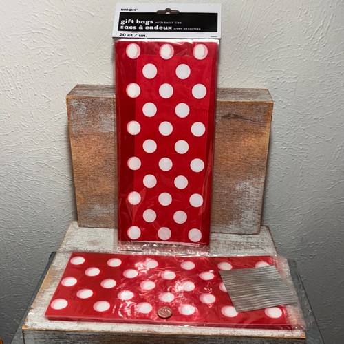 Lot of 2 Unique Polka Dots Gift Bags With Twist Ties 39 Counts PLEASE READ BELOW