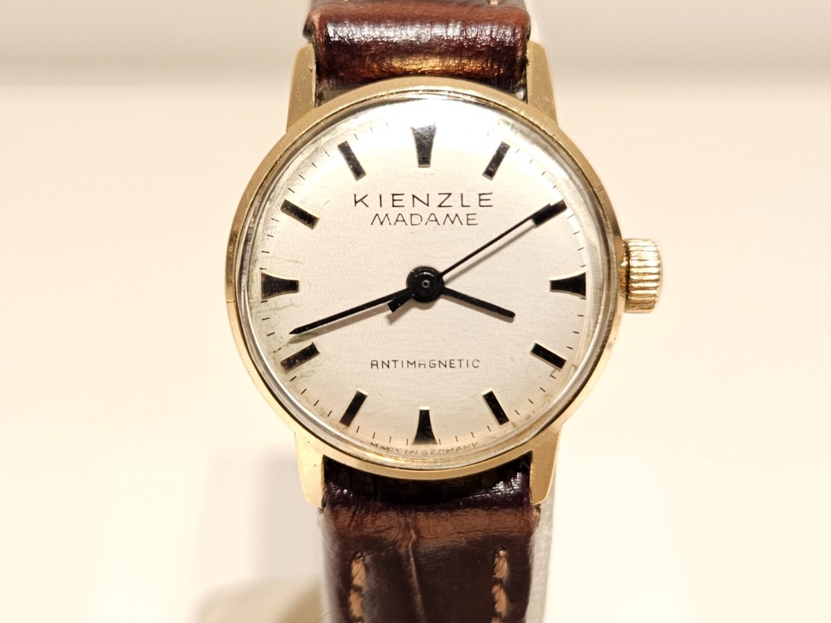 VINTAGE SMALL LUXURY GERMANY GOLD PLATED LADIES MECHANICAL WATCH