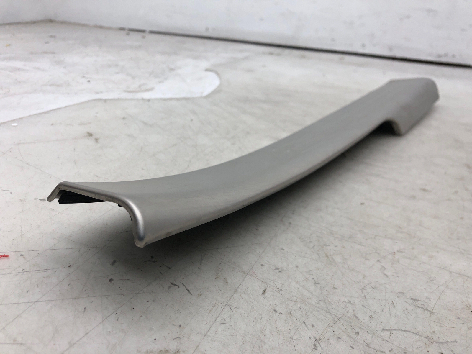 2006-2012 BENTLEY CONTINENTAL LEFT REAR SILL SCUFF PLATE COVER PANEL *SCRATCHES*