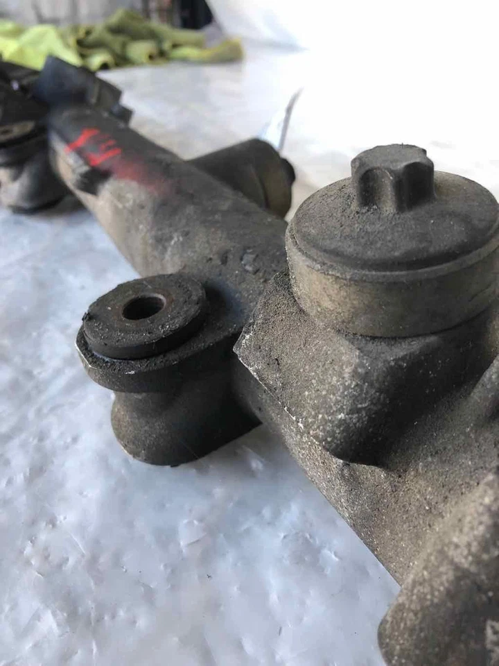 2001 - 2005 MERCEDES BENZ C230 Power Steering Gear Rack and Pinion 2.3L OEM Foto 4 de 4