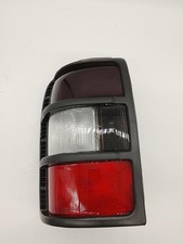 Feu arrière Mitsubishi MONTERO