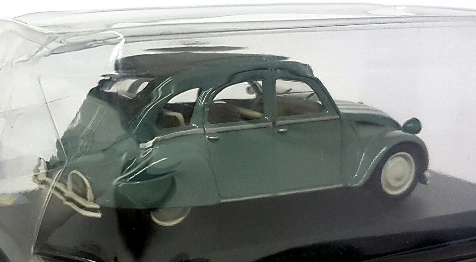 Atlas 1/43 - Citroen 2CV Light Blue Diecast Model Car - Image 3 of 3