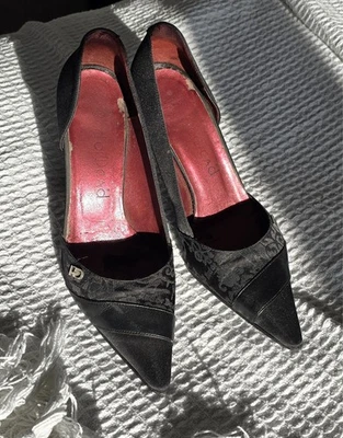 RED OR DEAD Ladies Stiletto black fabric - Image 1 of 4