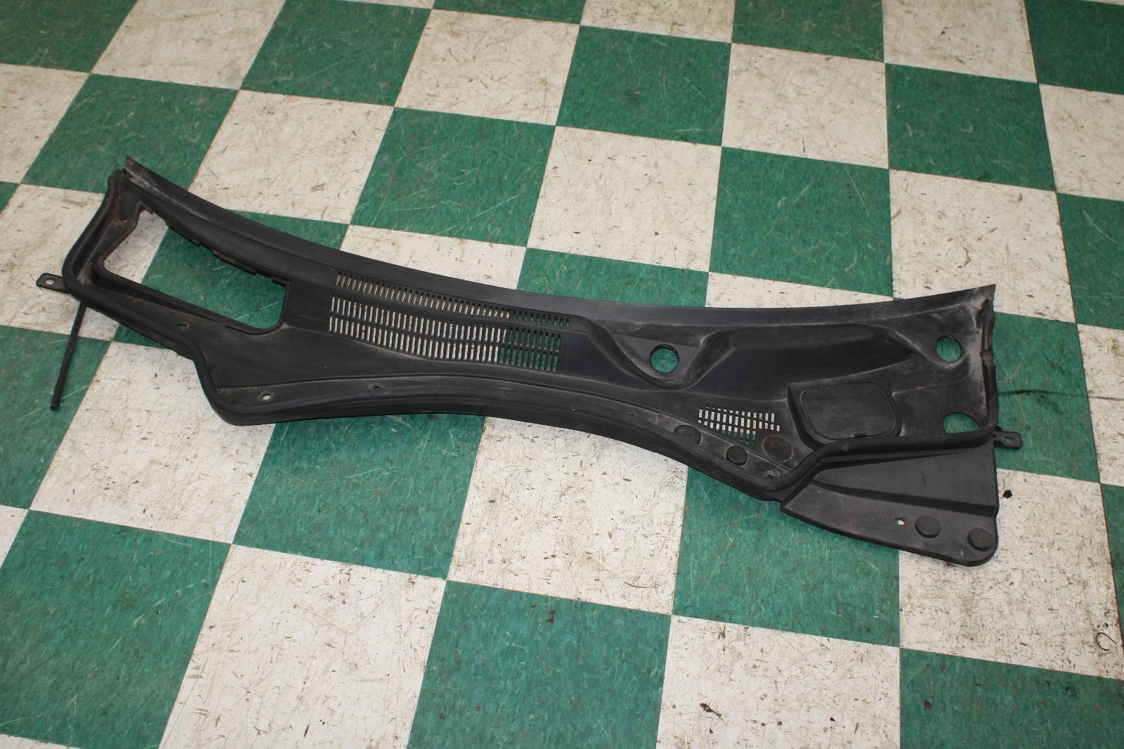 Maserati Ghibli 2014-2020 Front Cowl panel Black