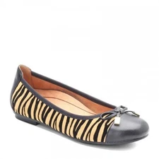 NEW VIONIC MINNA $144 Black TIGER Ballet Flats Cap Toe Leather Trim Shoes Sz. 7