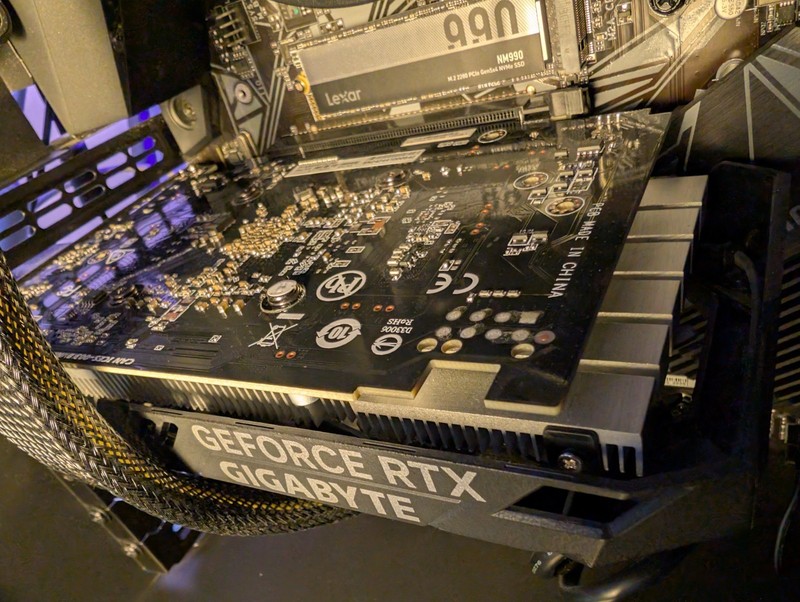 Gigabyte GeForce RTX 3050 Windforce OC 6GB Graphics Card GDDR6, 96-bit, 1470MHz