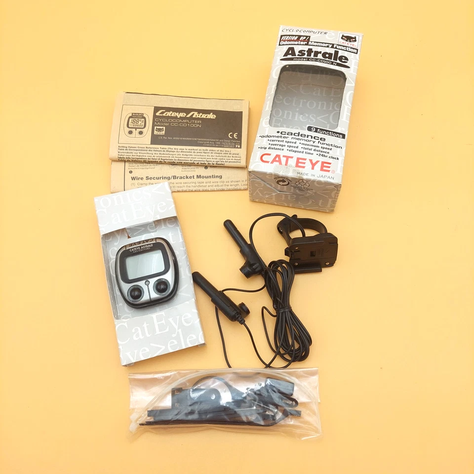 Computadora para bicicleta Cat Eye Astrale CC-CD100 N Silver Cadence Cyclo Computer NUEVA EN CAJA Foto 2 de 4