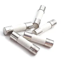 SET OF 5 F4AH 250V F4 AH LF LITTELFUSE FUSES 5mm X 20mm FAST BLOW CERAMIC