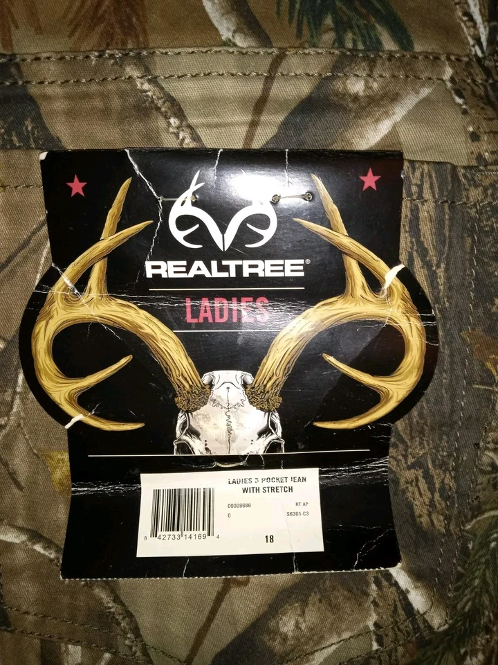 Realtree Women's Camo Pants Plus Size 18 NEW - Image 3 of 4