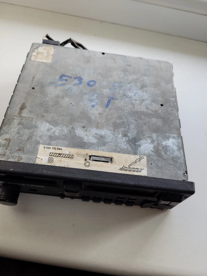 BMW Car Radio Bavaria C - FM/MW - Search - Cassette (Defective) - Image 2 of 4