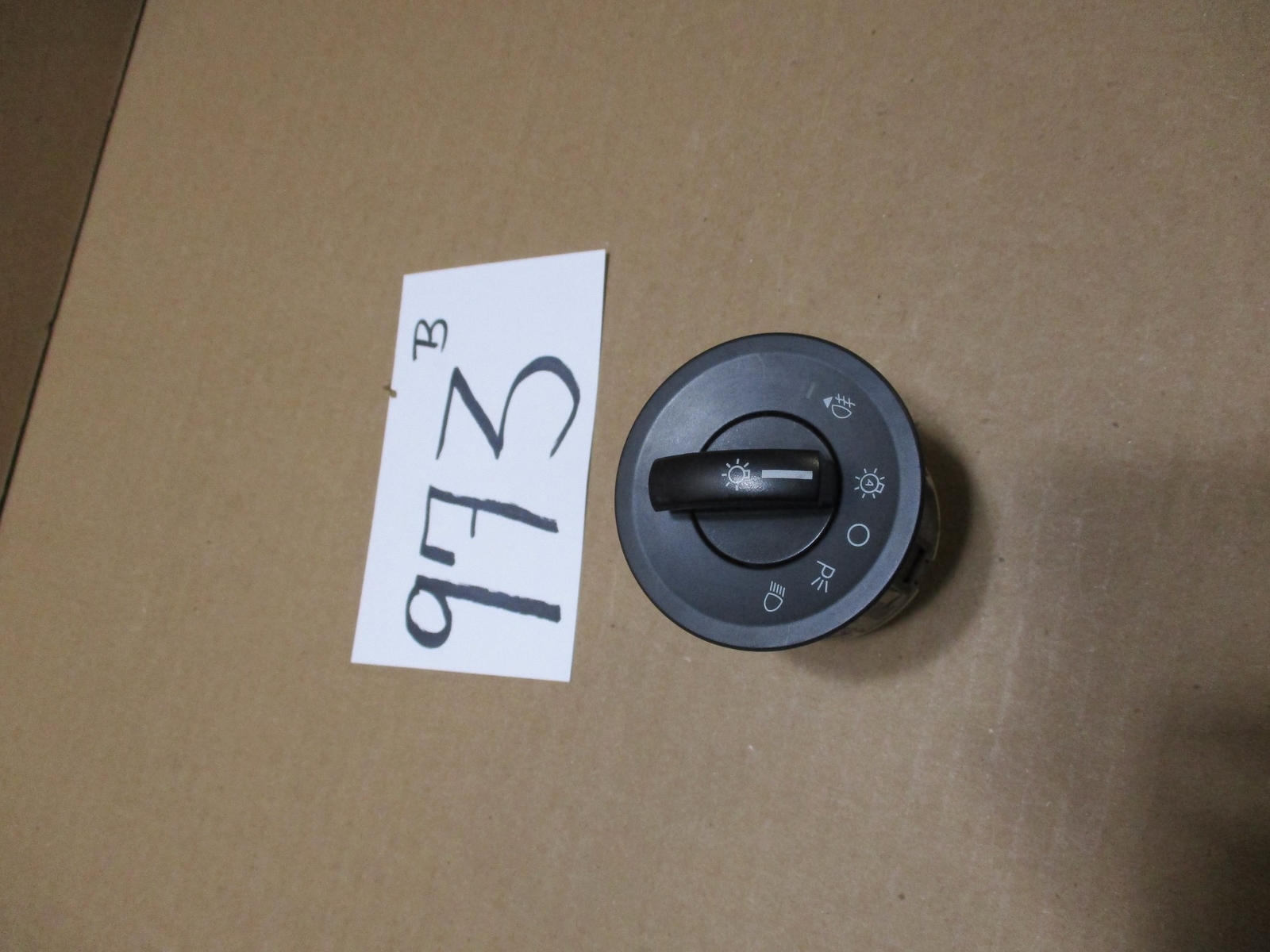 08 09 10 Mercury Mariner Headlight Switch #973-B