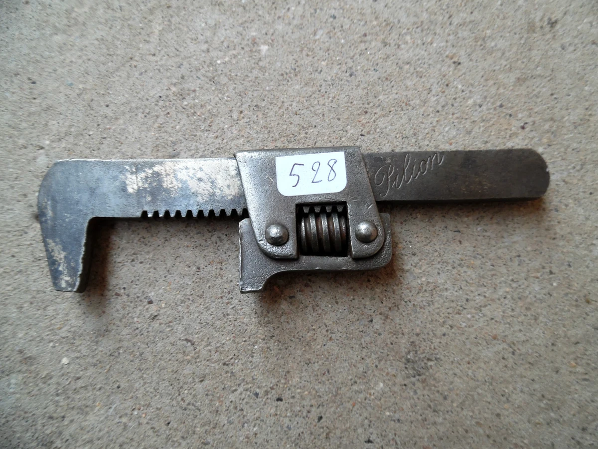 Cle molette ancienne d'occasion - Matériel et outils de bricolage