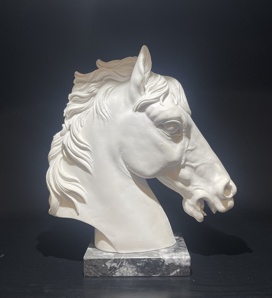 A Santini Sculpture. Made In Italy. Horse Head Bust Alabaster Resign
