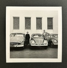 1950s Snapshot Photo Oval Window Volkswagen Beetle Vw Bug Dated 1955