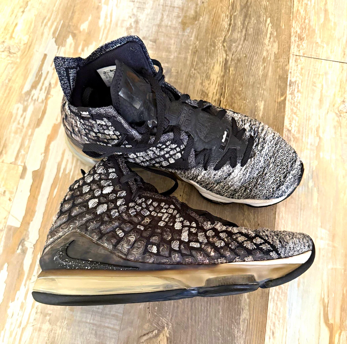 Nike LeBron 17 In The Arena for Sale | Authenticity Guaranteed | eBay
